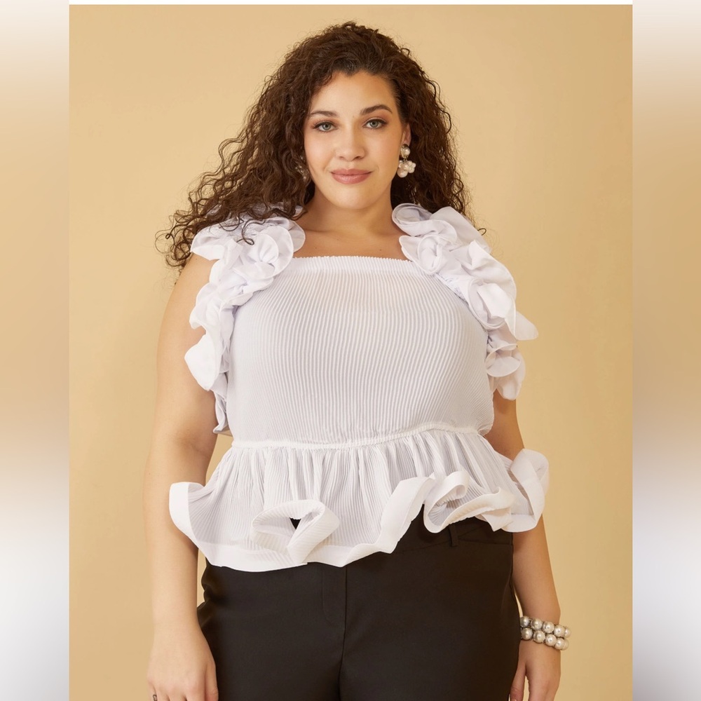 ASHLEY STEWART - WHITE PLEATED RUFFLE BLOUSE